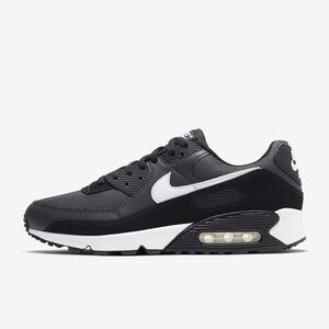 EUC Nike Men's Air Max 90 Shoes